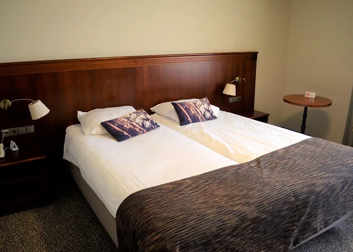 Western Nobis Eindhoven-venlo A67 4*